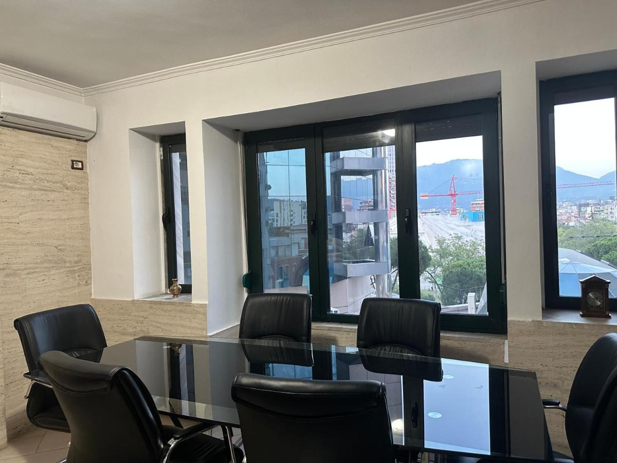 Amo Tower Tirana Center Apartment Екстериор снимка