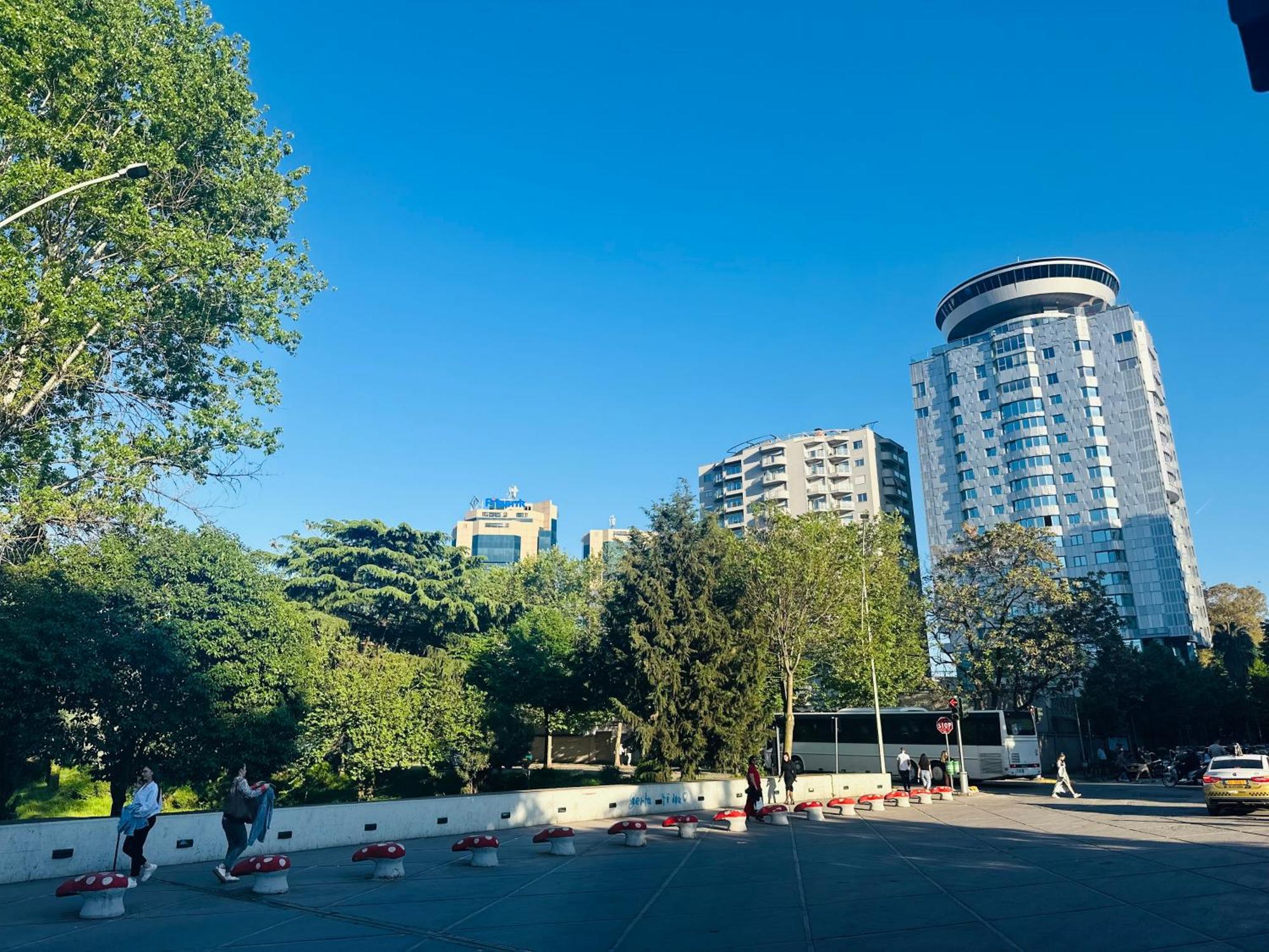 Amo Tower Tirana Center Apartment Екстериор снимка