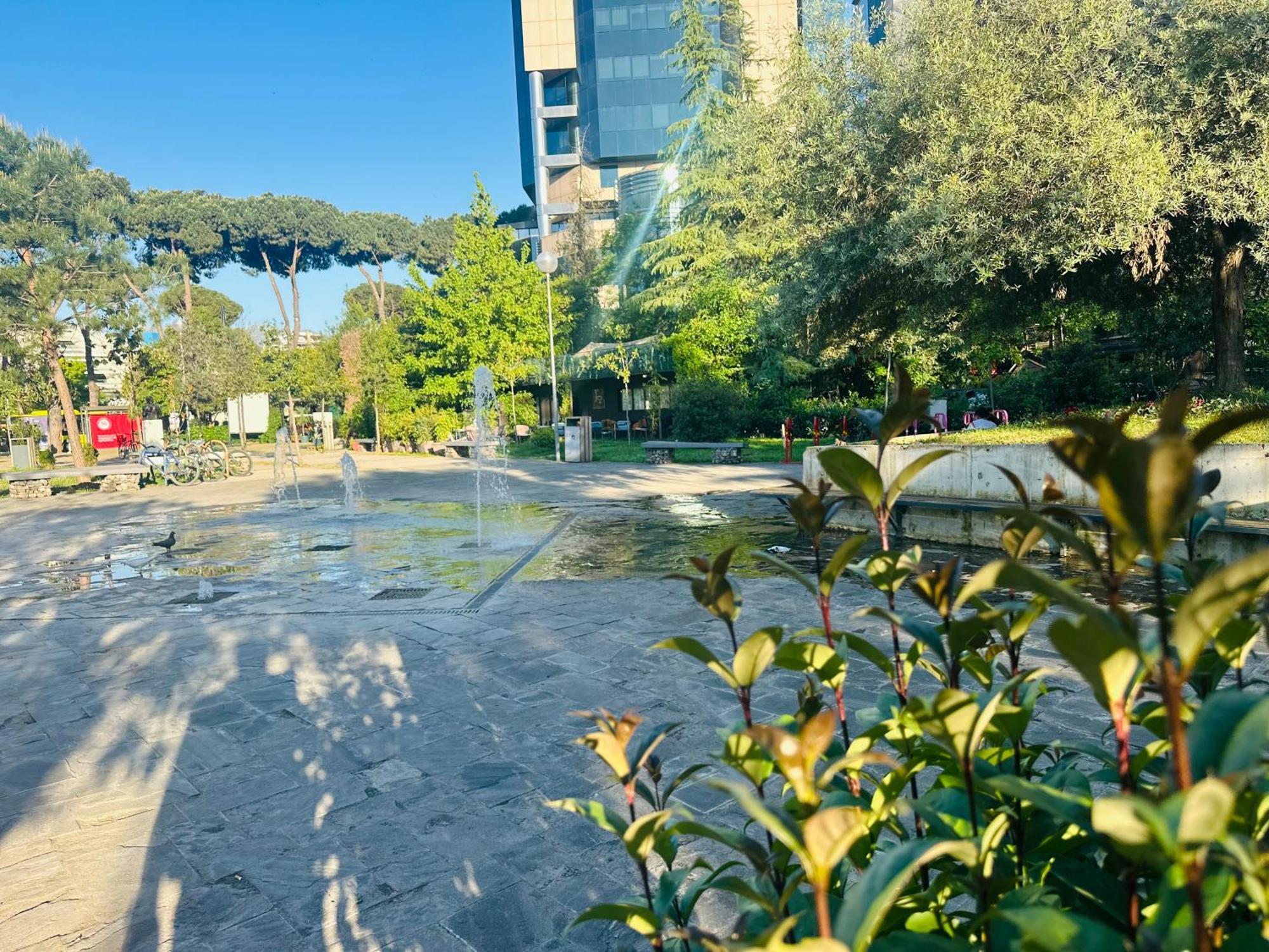 Amo Tower Tirana Center Apartment Екстериор снимка