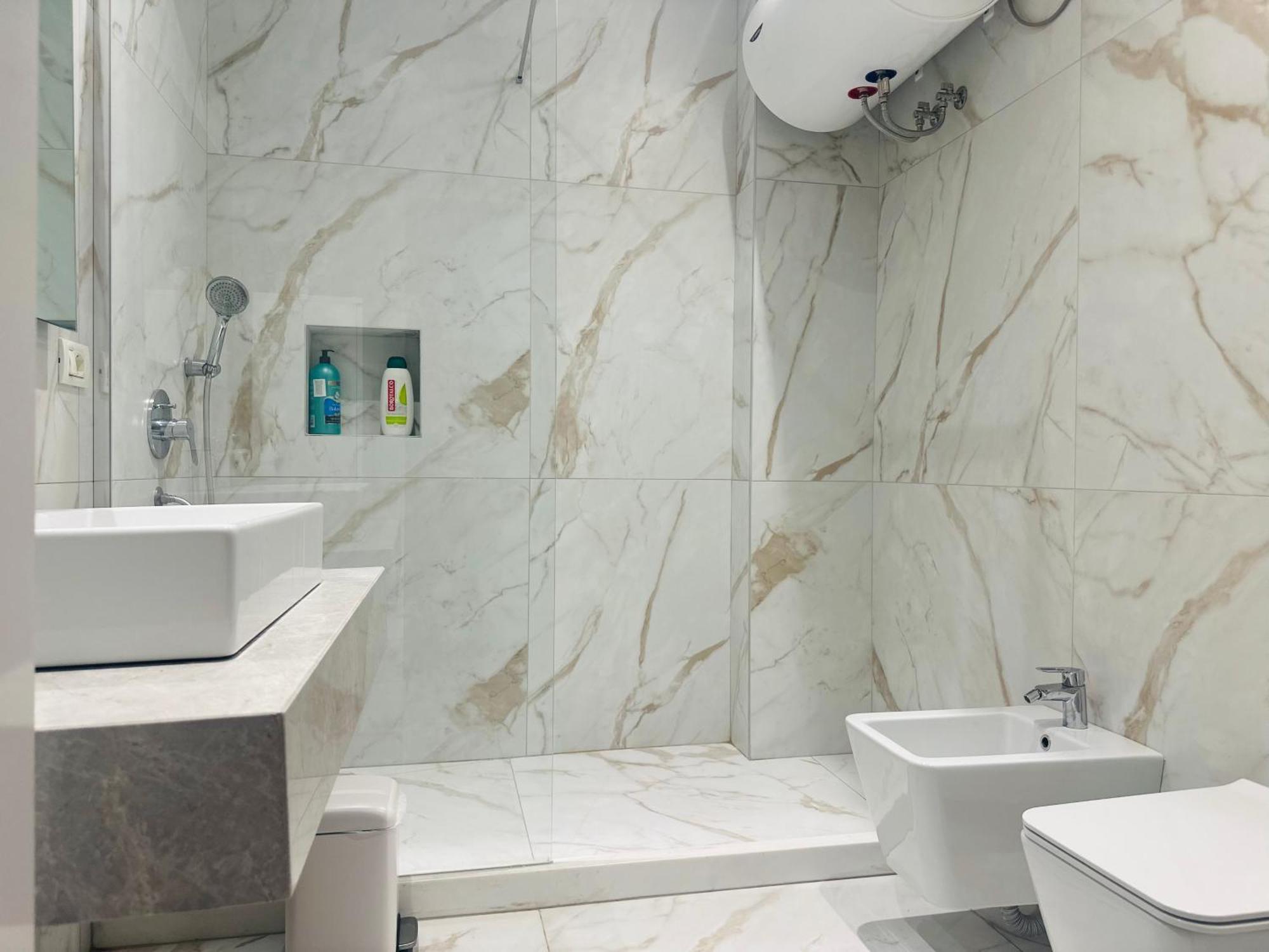 Amo Tower Tirana Center Apartment Екстериор снимка