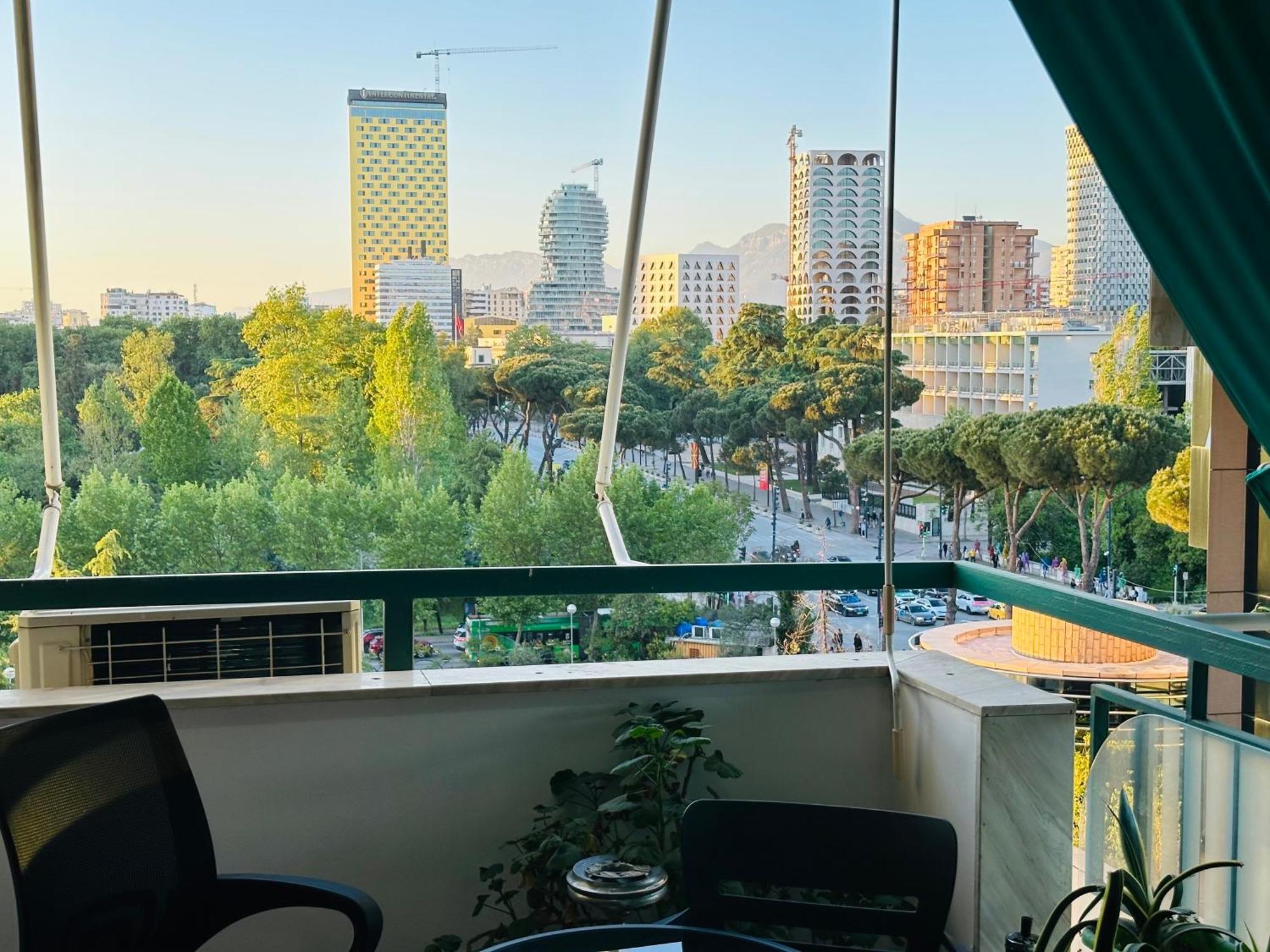 Amo Tower Tirana Center Apartment Екстериор снимка