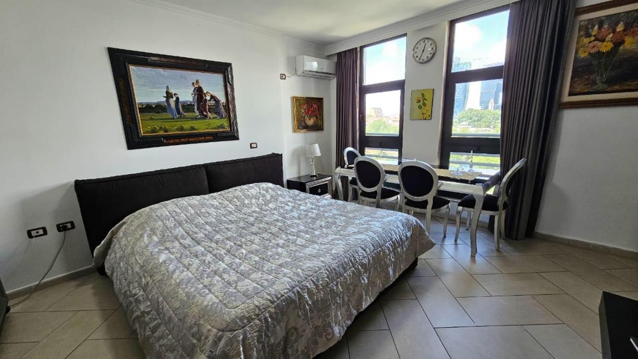 Amo Tower Tirana Center Apartment Екстериор снимка