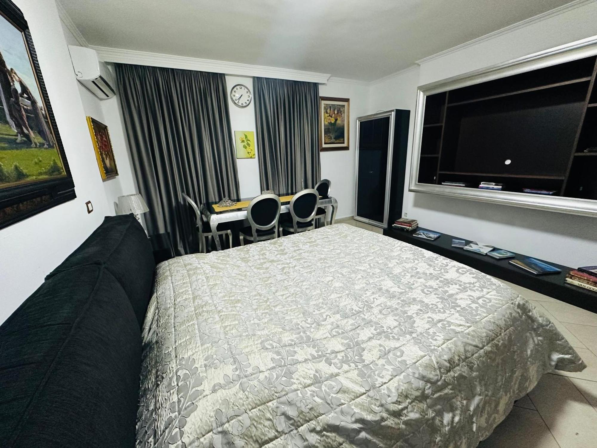 Amo Tower Tirana Center Apartment Екстериор снимка